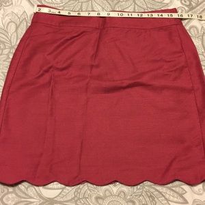 LOFT Scalloped Pencil Skirt